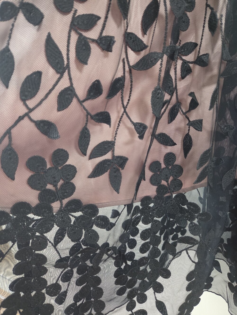 RW&Co Floral Applique Mesh Midi Dress Blush Pink Black Sheer NWT Size 0 Cocktail - Picture 10 of 16